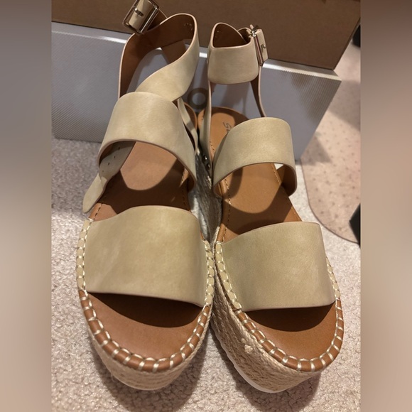 NEW Dolce Vita Espadrille Wedge Sandals - Picture 2 of 6